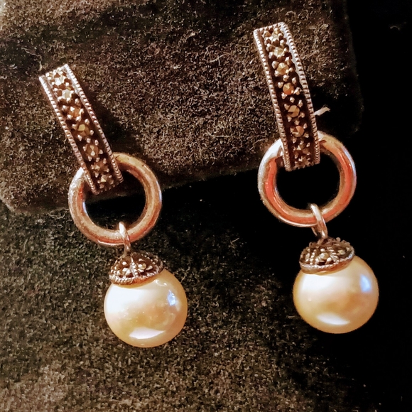 JJ Judith Jack Sterling Silver  Marcasite Drop down dangling Faux Pearl Earrings - Picture 5 of 11